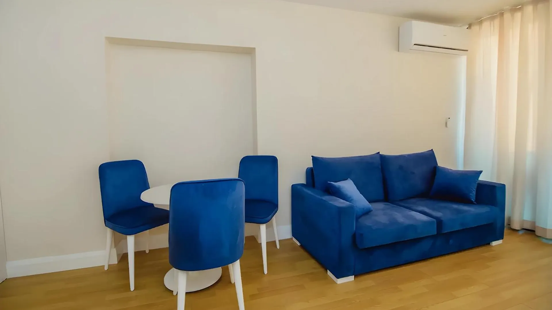 Апарт отель Batumi Orbi City Sea View Апартаменты